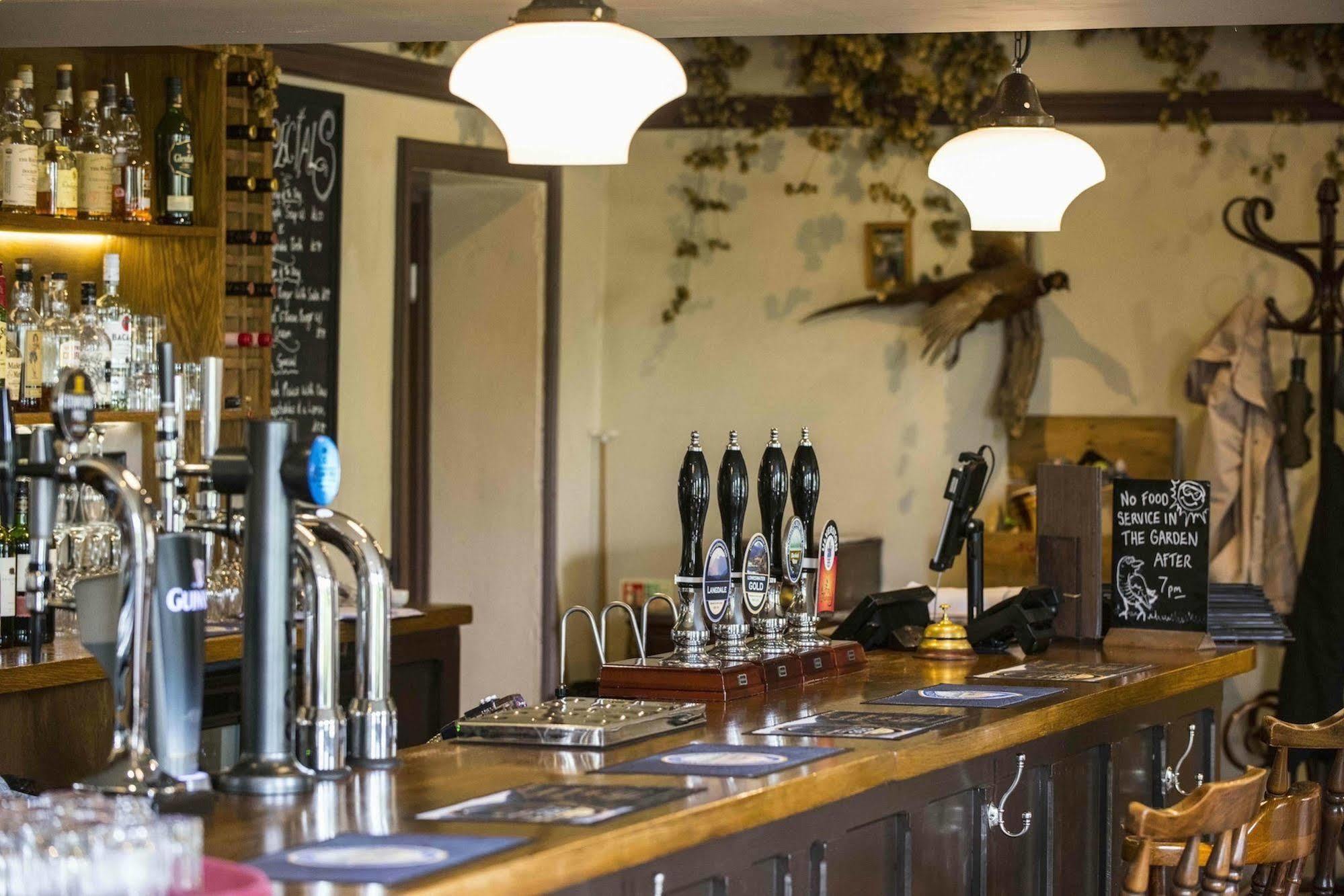 The Cuckoo Brow Inn Near Sawrey Exterior foto